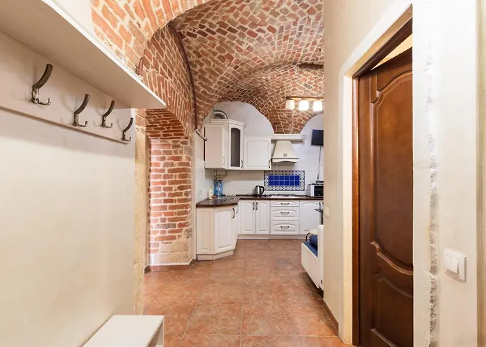 Spirit Of Old Main Square *